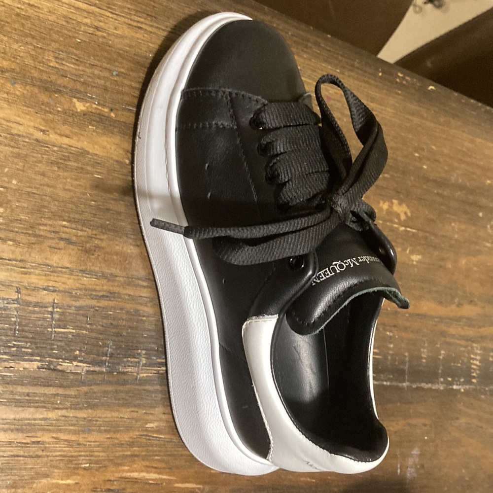Kids Alexander McQueen chunky sole shoes size 31D fits boys 13